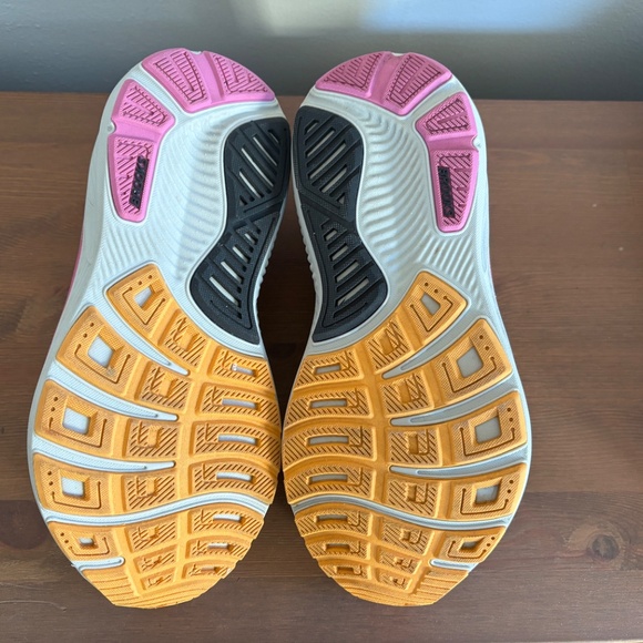 Women’s Brooks Ghost 17 Size 10.5 Extra Wide - Picture 4 of 4